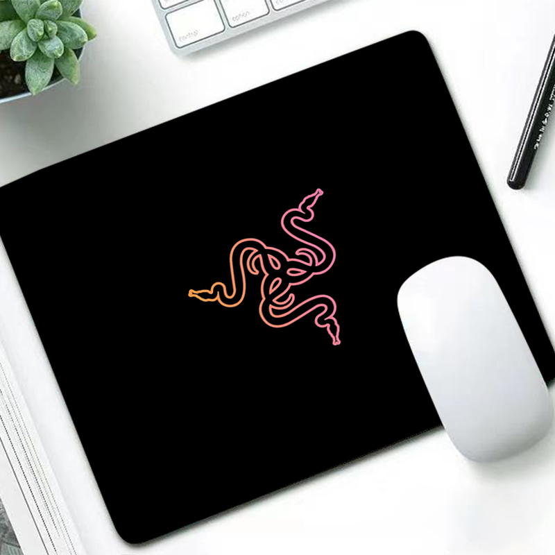 Razer Luxury Mouse Pad Anime G - Laptop Office Accessories บทวิจารณ์และราคา